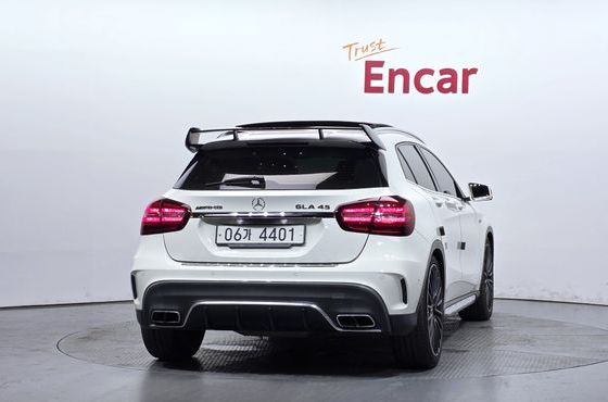 Mercedes-Benz GLA-Class GLA45 AMG 4MATIC — пробег 174 453 км — фото 4 из 5