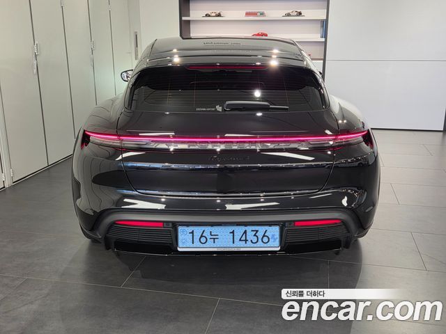 Porsche Taycan из Кореи Encar