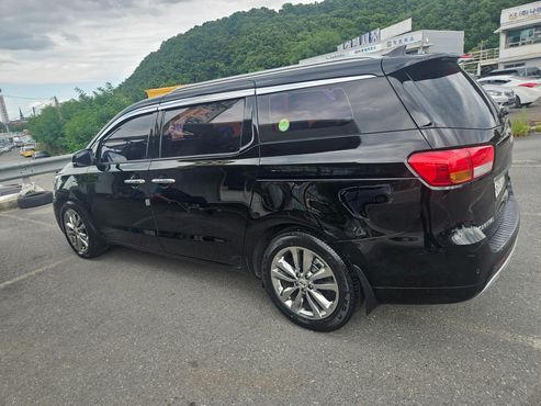 Kia Carnival 7-seater Limousine Magic Space — пробег 48 842 км — фото 3 из 5