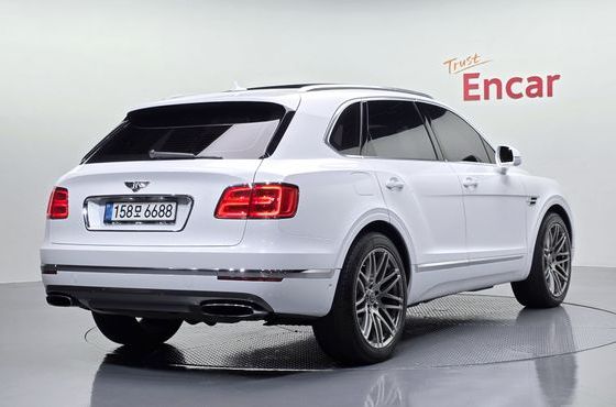 Bentley Bentayga 6.0 W12 — пробег 160 465 км — фото 2 из 5