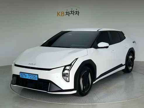 Kia EV4 Long Range 2WD Air — пробег 35 316 км — фото 1 из 5