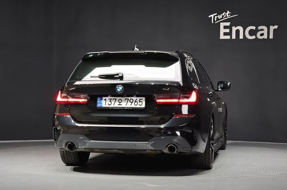 BMW 3-Series 320i Touring M Sports — пробег 82 338 км — фото 4 из 5