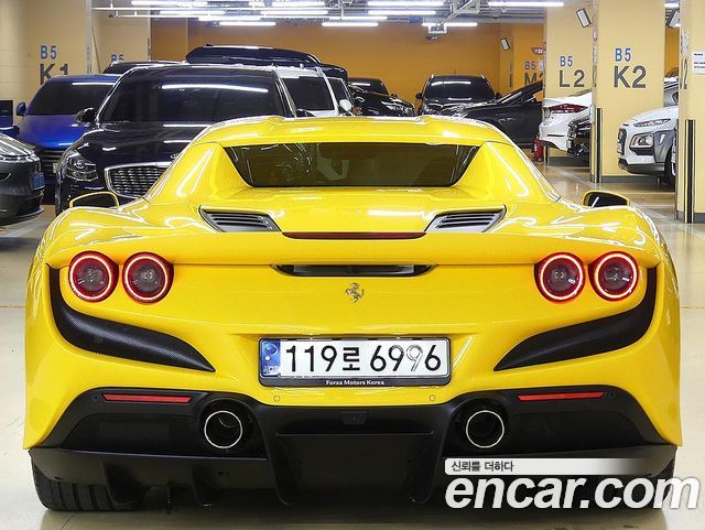Ferrari F8 из Кореи Encar