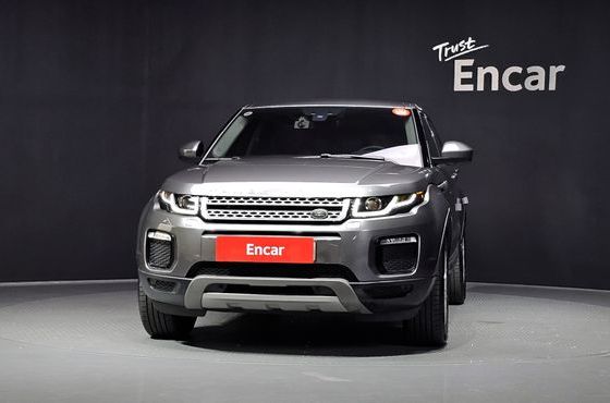Land Rover Range Rover Evoque 2.0 TD4 SE — пробег 71 817 км — фото 3 из 5