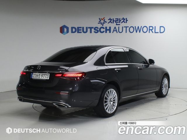 Mercedes-Benz E-Class из Кореи Encar