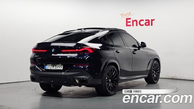 BMW X6 xDrive40d M Sport Online Exclusive — пробег 4 314 км — фото 2 из 5