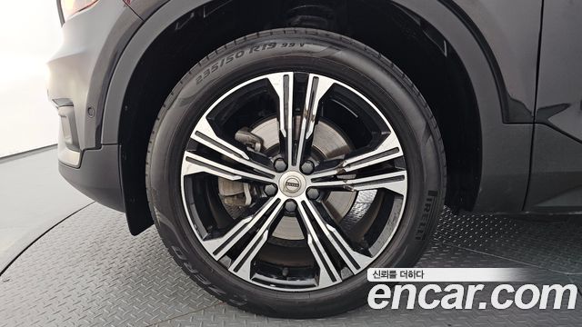 Volvo XC40 из Кореи Encar