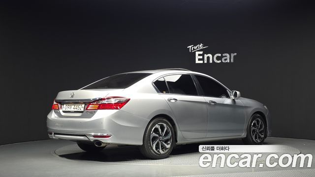 Honda Accord из Кореи Encar
