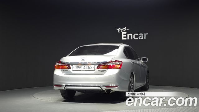 Honda Accord из Кореи Encar