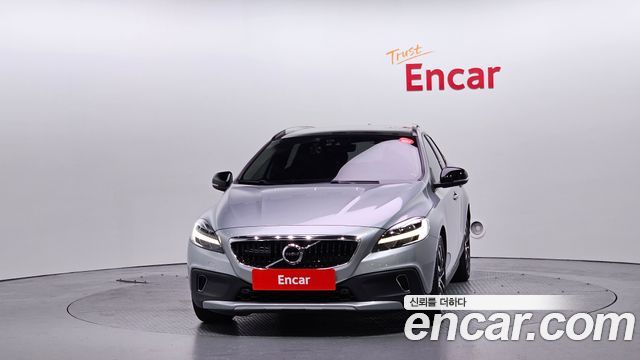 Volvo V40 из Кореи Encar