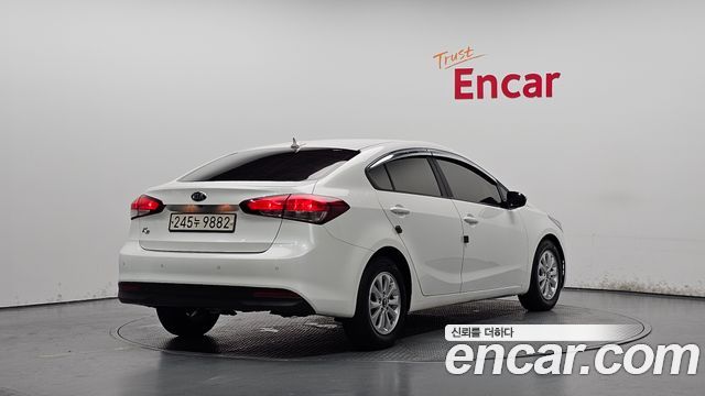 Kia K3 из Кореи Encar
