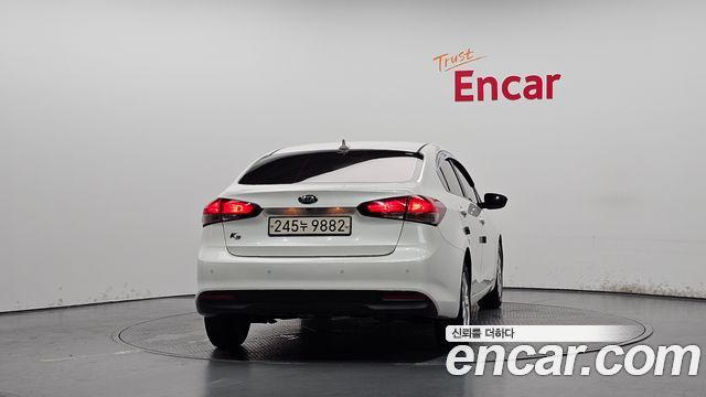 Kia K3 из Кореи Encar