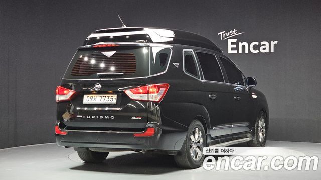 Ssangyong KORANDO 4WD Chateau 9-seater High-roof — пробег 202 637 км — фото 2 из 5