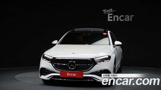 Mercedes-Benz E-Class E300 4MATIC AMG Line — пробег 2 817 км — фото 3 из 5