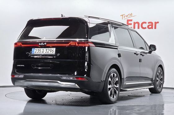 Kia Carnival Gasoline 7-Seater Signature — пробег 38 147 км — фото 2 из 5