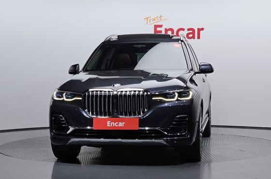 BMW X7 xDrive 30d Design Pure Excellent 6-Seater — пробег 153 805 км — фото 3 из 5