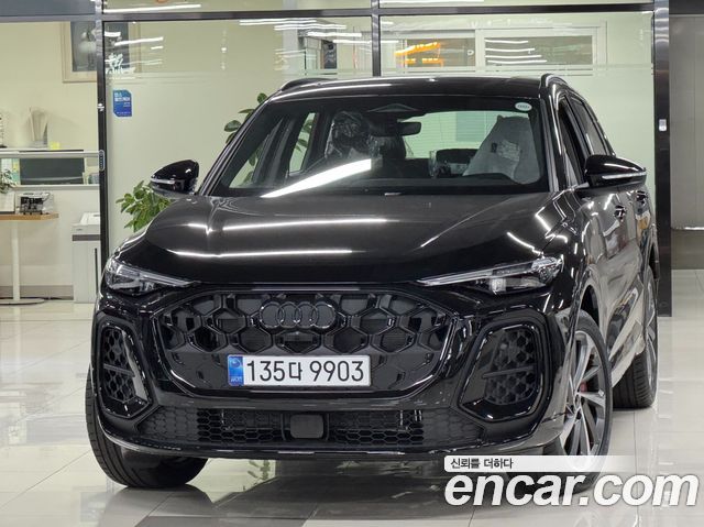 Audi Q5 40 TDI Quattro S Line Black Edition — пробег 11 км — фото 1 из 5