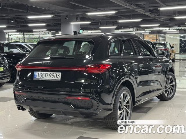 Audi Q5 40 TDI Quattro S Line Black Edition — пробег 11 км — фото 3 из 5