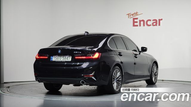 BMW 3-Series из Кореи Encar