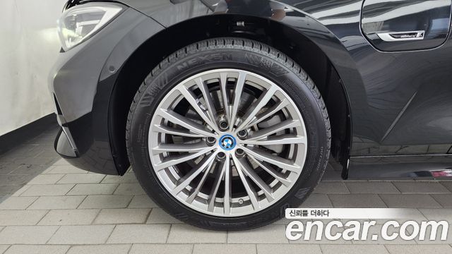 BMW 3-Series из Кореи Encar