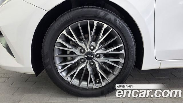 Kia K3 из Кореи Encar