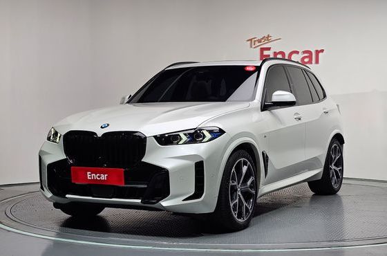 BMW X5 xDrive 40i M Sport — пробег 14 240 км — фото 1 из 5