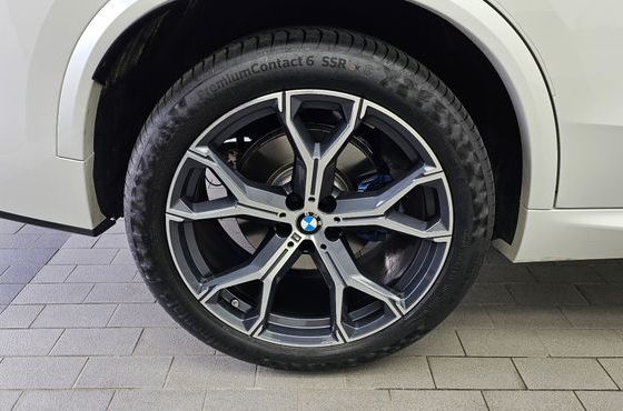 BMW X5 xDrive 40i M Sport — пробег 14 240 км — фото 5 из 5