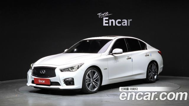 Infiniti Q50 3.5 Hybrid Essence — пробег 173 374 км — фото 1 из 5