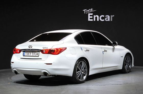 Infiniti Q50 3.5 Hybrid Essence — пробег 173 374 км — фото 2 из 5