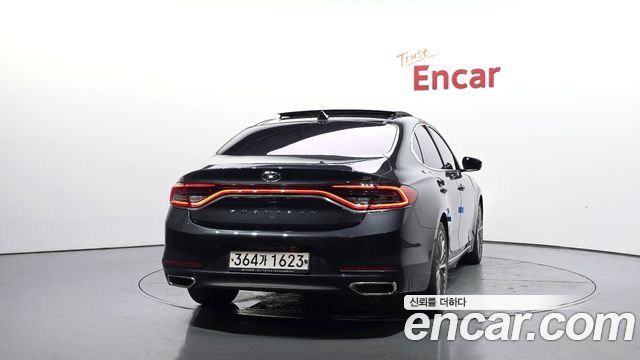 Hyundai Grandeur из Кореи Encar