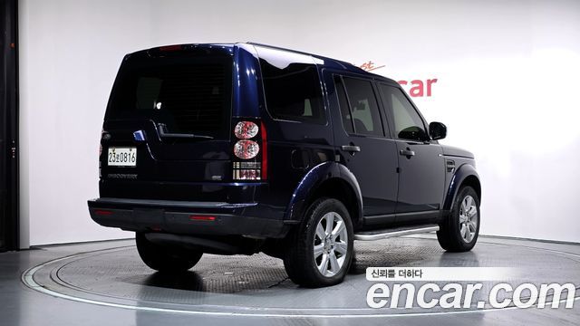 Land Rover Discovery 3.0 SDV6 SE — пробег 163 677 км — фото 2 из 5