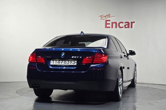BMW 5-Series 520d xDrive M Aero Dynamic — пробег 125 795 км — фото 4 из 5