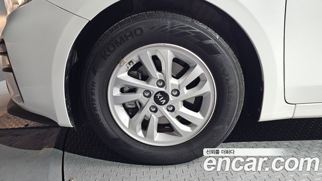 Kia K3 из Кореи Encar