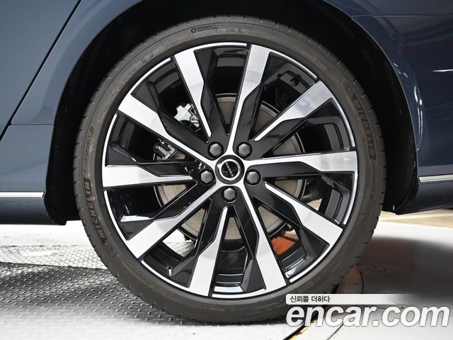 Volvo S90 B5 Ultra Bright — пробег 190 км — фото 5 из 5