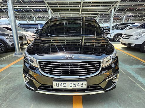 Kia Carnival 9-seater Prestige — пробег 183 000 км — фото 3 из 5