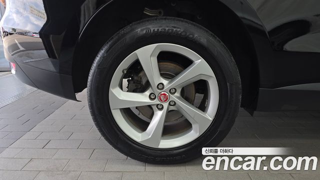 Jaguar F-PACE из Кореи Encar