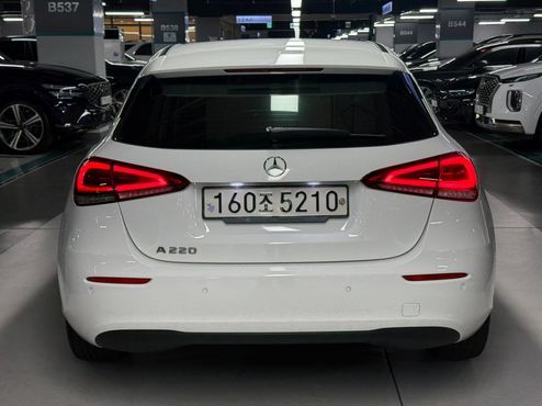 Mercedes-Benz A-Class A220 Hatchback — пробег 79 107 км — фото 3 из 5