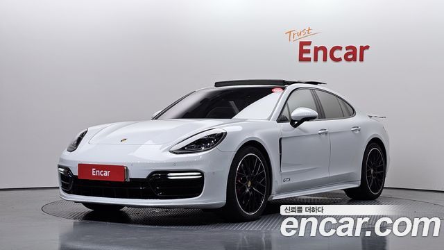 Porsche Panamera 4.0 GTS — пробег 87 504 км — фото 1 из 5