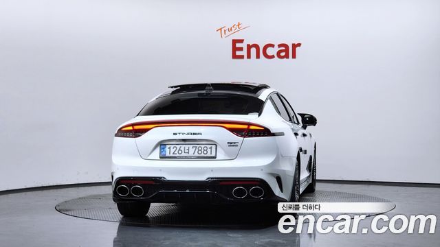 Kia Stinger 2.5 AWD Masters — пробег 133 590 км — фото 4 из 5