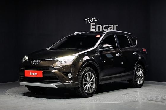 Toyota RAV4 2.5 2WD 4th — пробег 100 043 км — фото 1 из 5