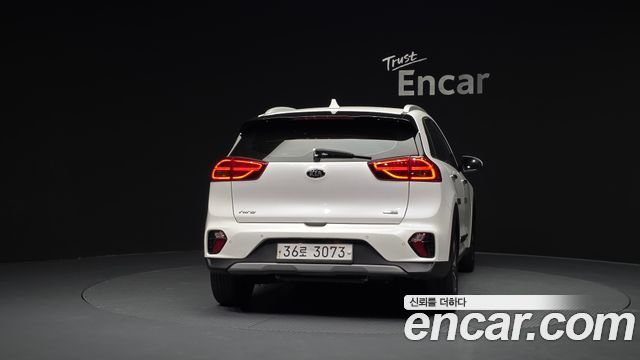 Kia Niro из Кореи Encar