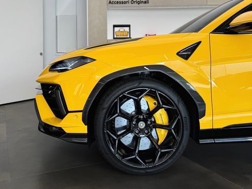 Lamborghini Urus 4.0 V8 Performante — пробег 9 800 км — фото 4 из 5