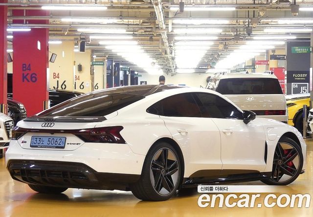 Audi RS e-tron GT из Кореи Encar