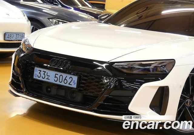 Audi RS e-tron GT из Кореи Encar
