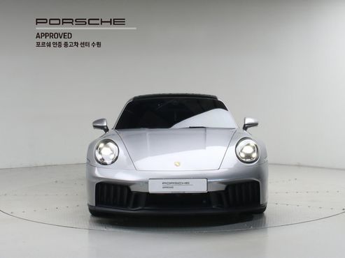 Porsche 911 Carrera GTS — пробег 8 960 км — фото 3 из 5
