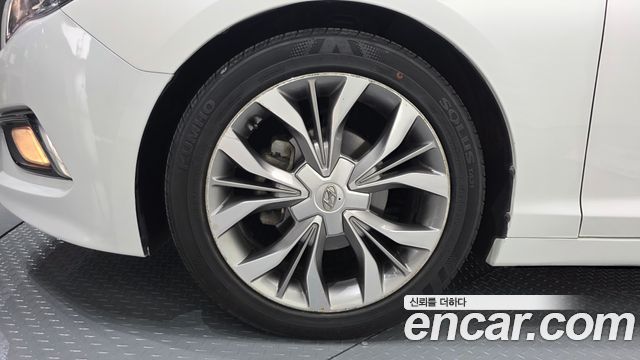 Hyundai Sonata 2.0 Premium — пробег 90 085 км — фото 5 из 5