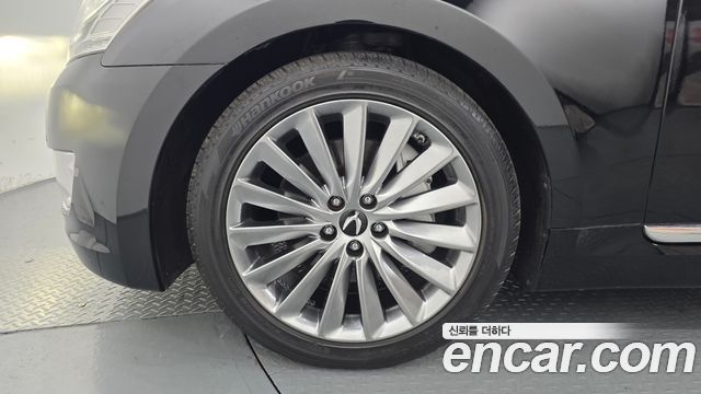 Hyundai Equus из Кореи Encar