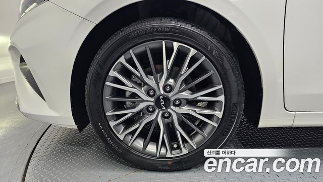 Kia K3 из Кореи Encar