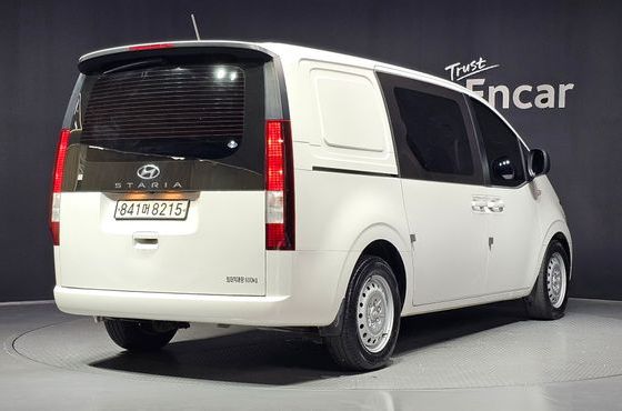 Hyundai Staria Cargo 5-Seater Smart — пробег 95 268 км — фото 2 из 5