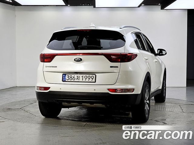 Kia Sportage Diesel 1.7 2wd Noblesse — пробег 191 576 км — фото 4 из 5